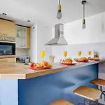 Le Marais & Place Des Vosges - 1Br - Paris Vacation Rentals